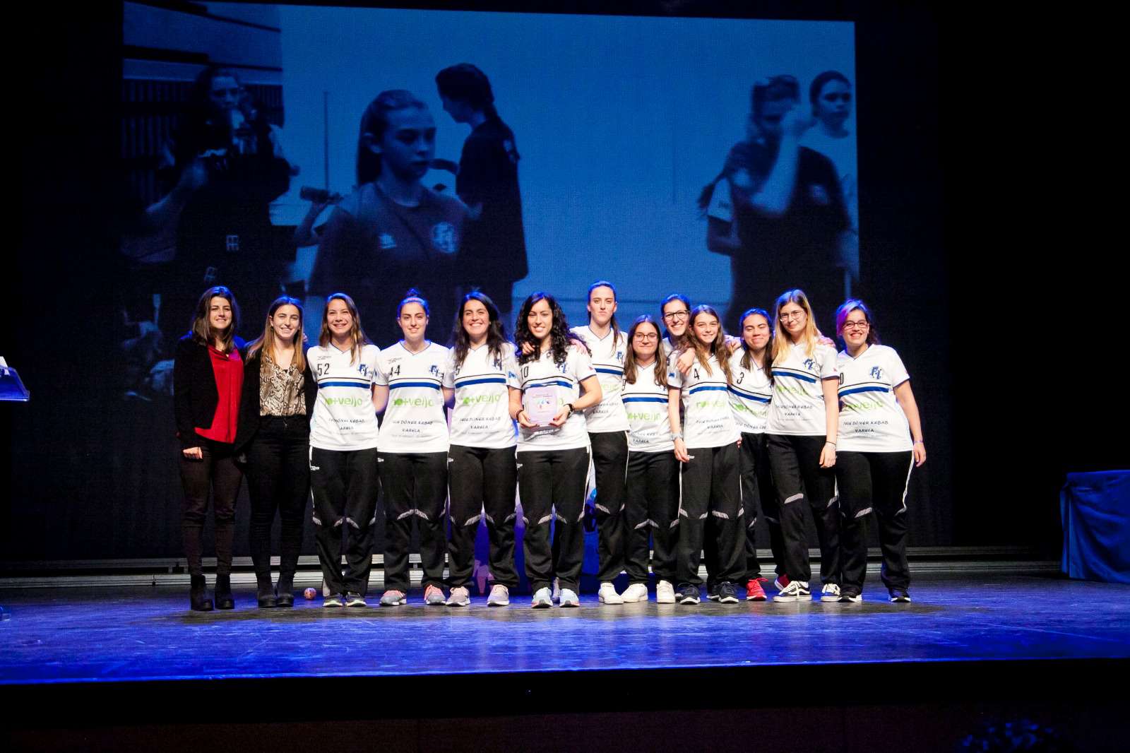 Premio al Proyecto Internacional de deporte en equipo femenino de Leganes