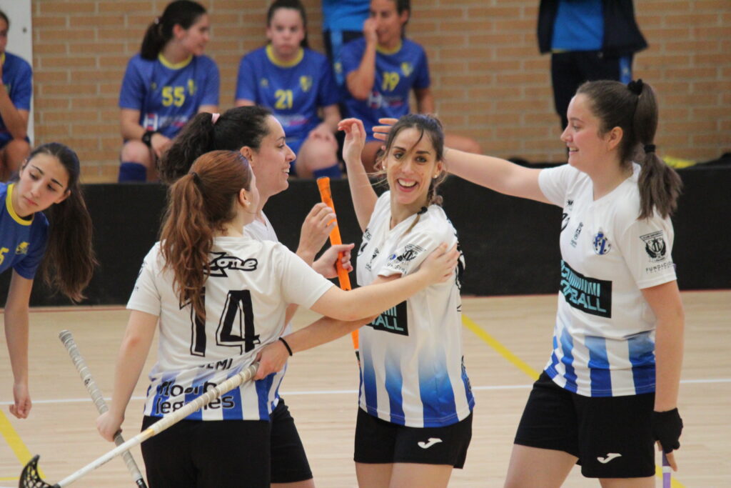 Floorball Leganés femenino celebra